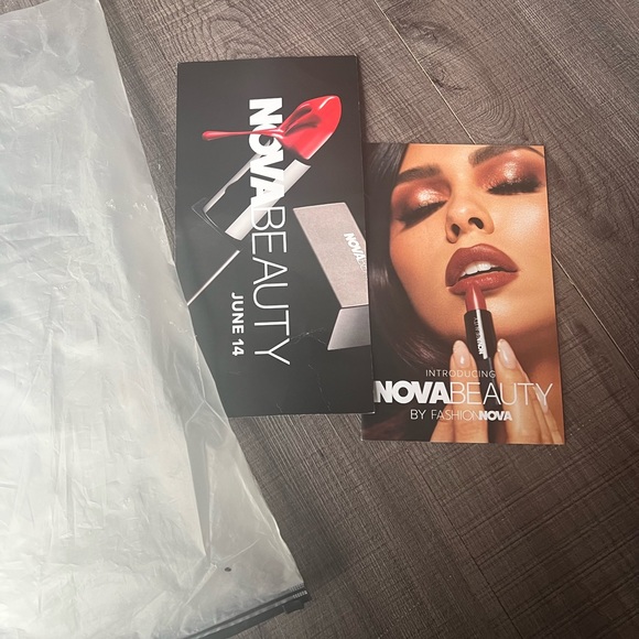 Fashion Nova Ripped Dad jeans size13 wide - Picture 8 of 13